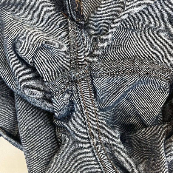 Citizens of Humanity Emannuelle Slim Boot Jeans - Size 26 - Picture 10 of 16